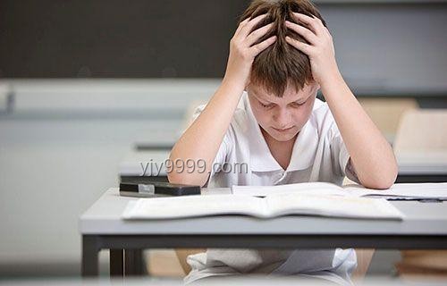 青少年心理健康：与孩子“站在一起”对抗抑郁症